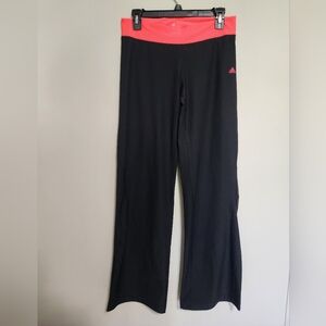 ADIDAS WOMENS CLIMALITE  TROUSERS Size MEDIUM in  BLACK